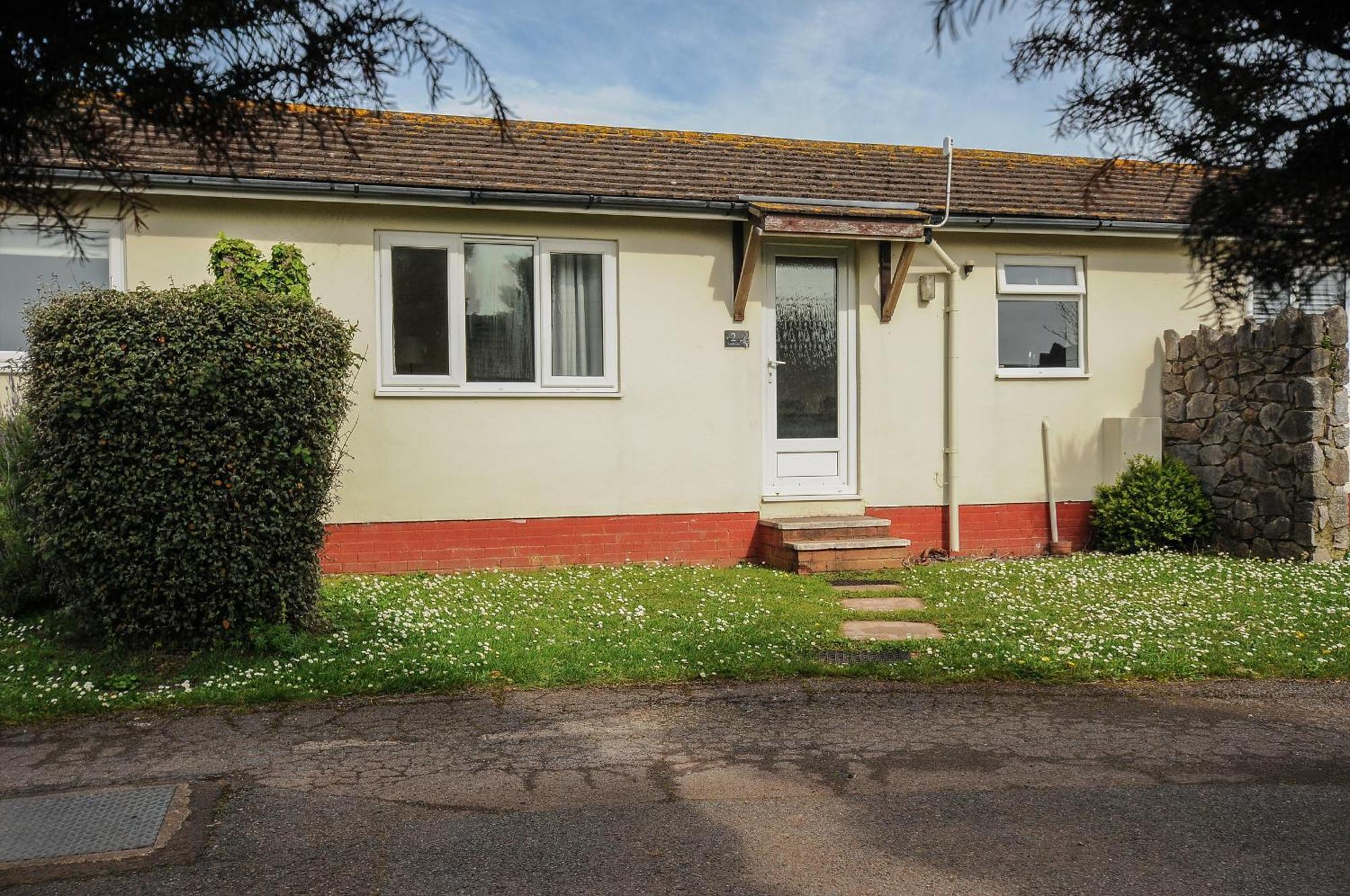 Tb Chalet T2 At Landscove Holiday Park Brixham Exterior photo